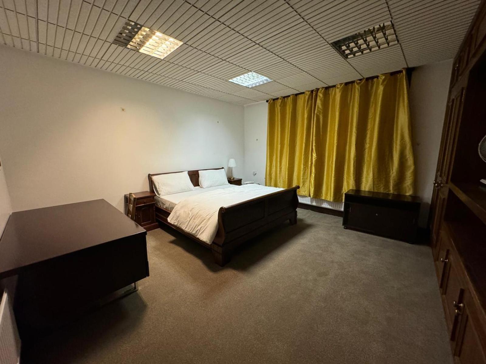 London Stockwell Station Apartment Oda fotoğraf
